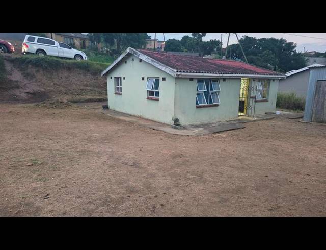 2 BEDROOM HOUSE FOR SALE IN UMLAZI F